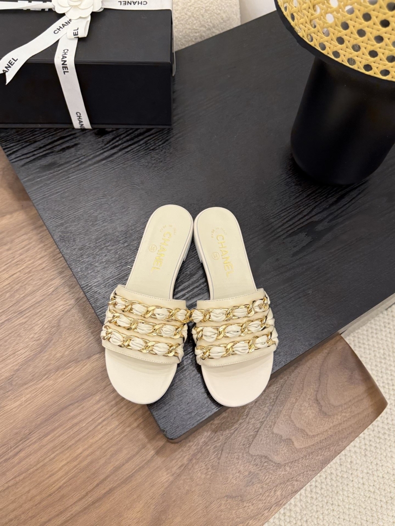 Ch**el slippers